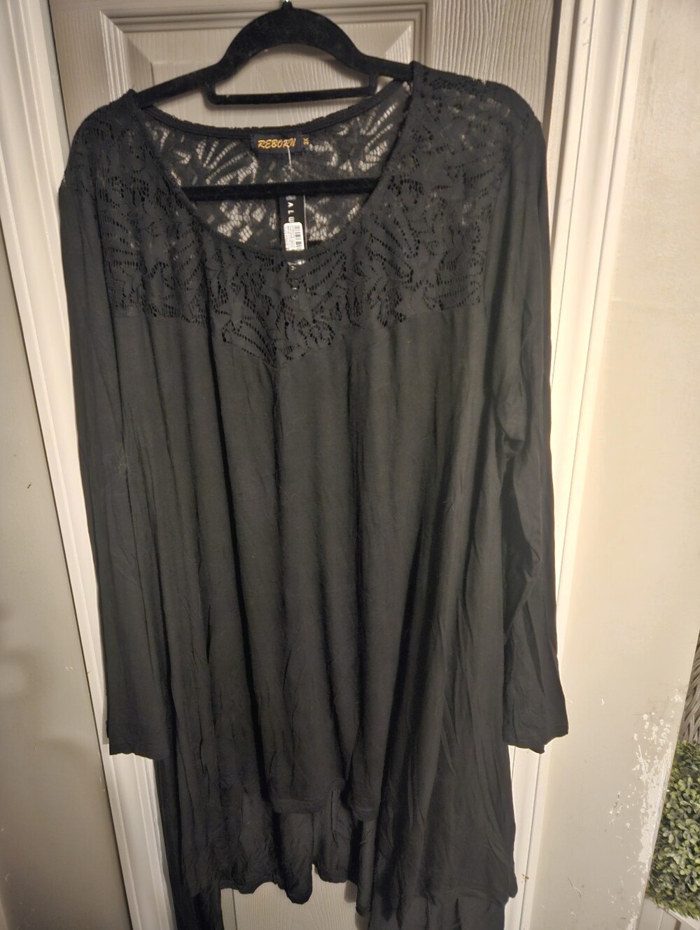 BRAND NEW ** Reborn Black Lace-Yoke Long Tunic/Dress Top